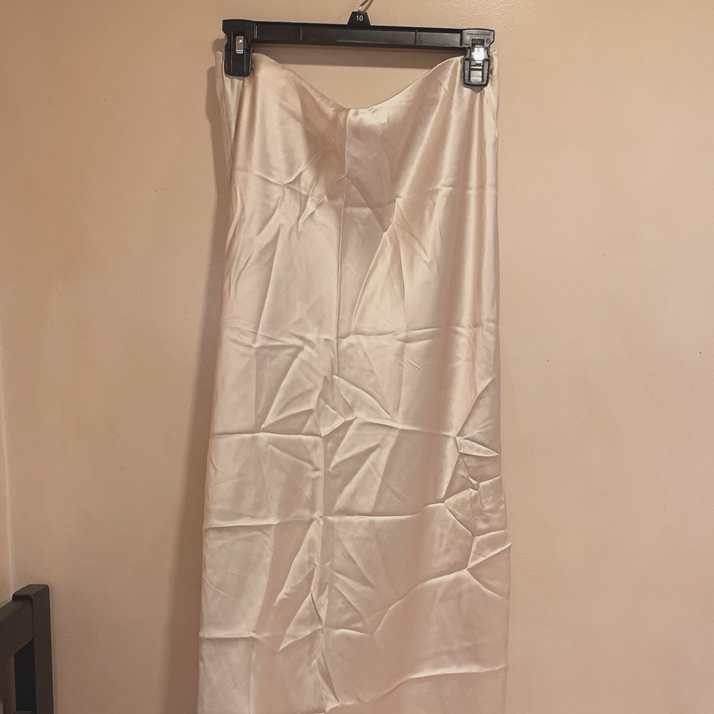 Banana Republic 100% Silk Skirt Size M
